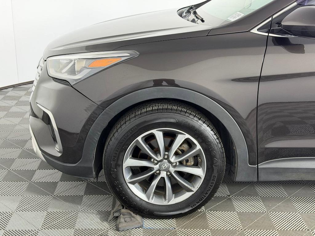 used 2017 Hyundai Santa Fe car, priced at $5,999