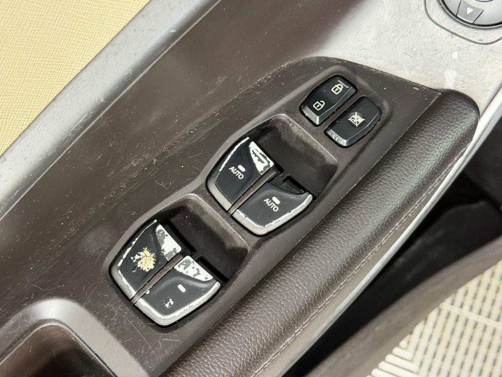 used 2017 Hyundai Santa Fe car, priced at $5,999