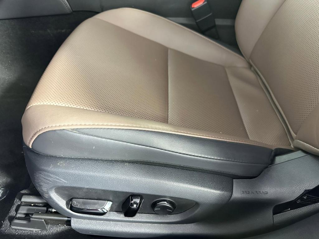 used 2023 Lexus ES 350 car, priced at $34,297