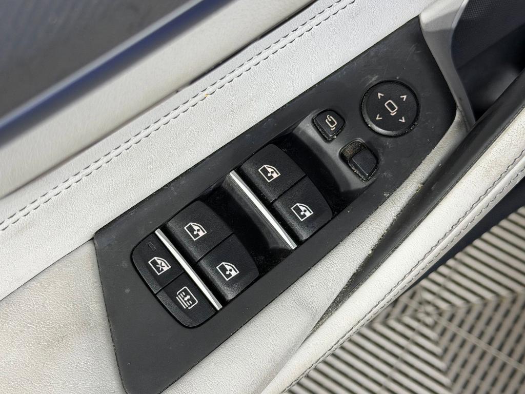 used 2023 BMW M5 car, priced at $74,498