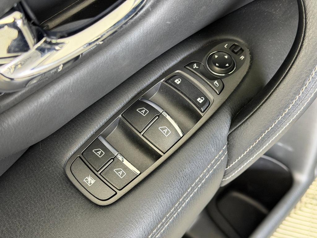 used 2017 INFINITI QX80 car, priced at $18,224