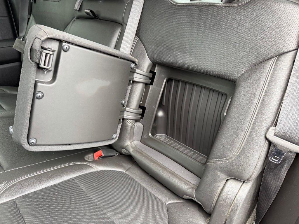 used 2019 Chevrolet Silverado 1500 car, priced at $30,364