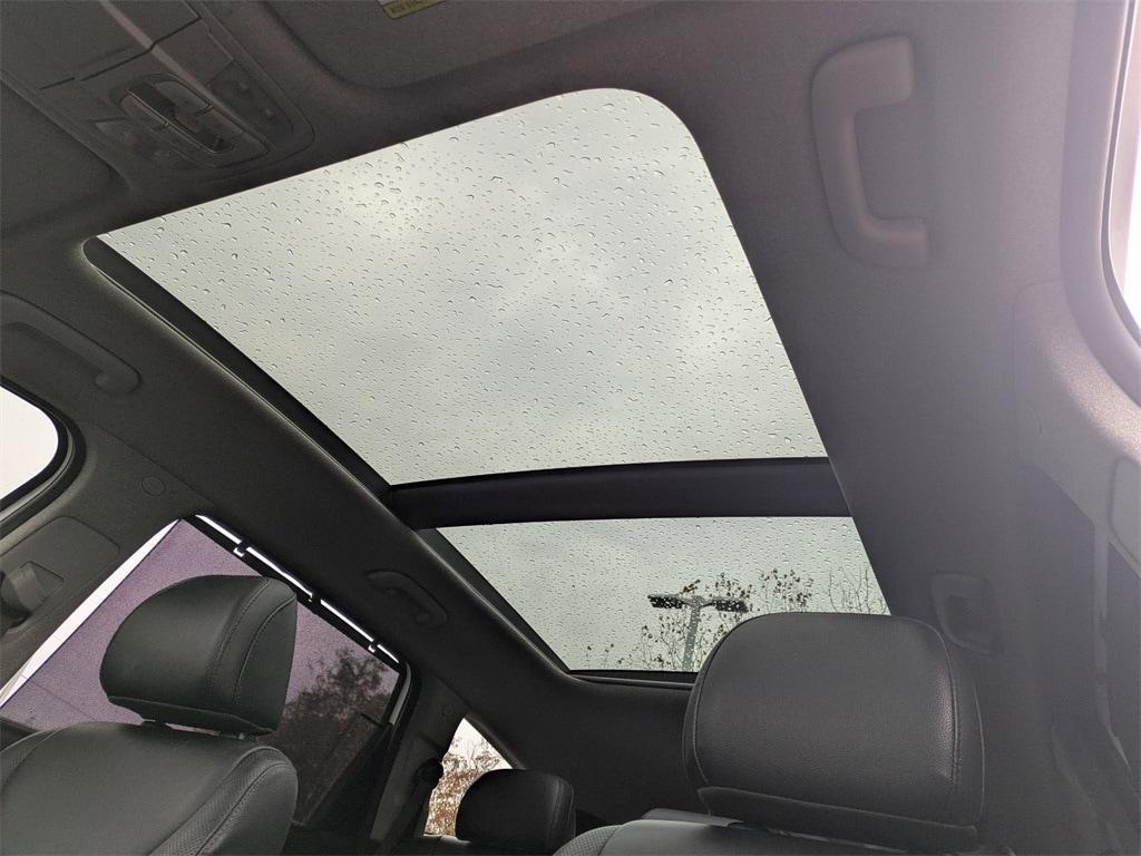 used 2019 Hyundai Santa Fe car, priced at $14,684