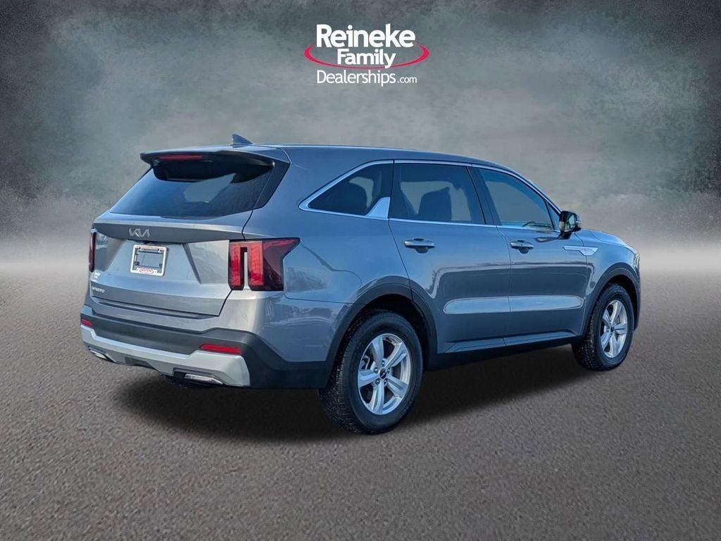 used 2025 Kia Sorento car, priced at $25,703
