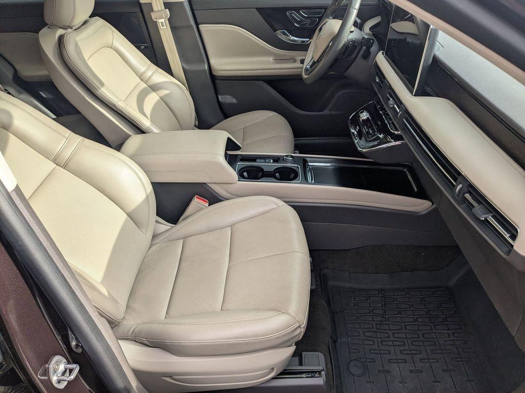 used 2023 Lincoln Corsair car, priced at $30,984