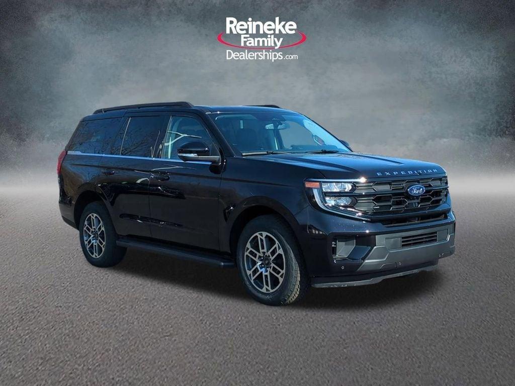 new 2026 Ford Expedition car, priced at $75,008