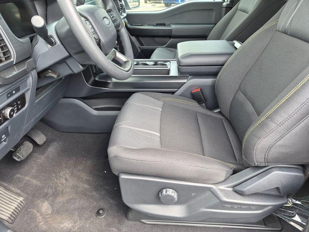 new 2025 Ford F-150 car