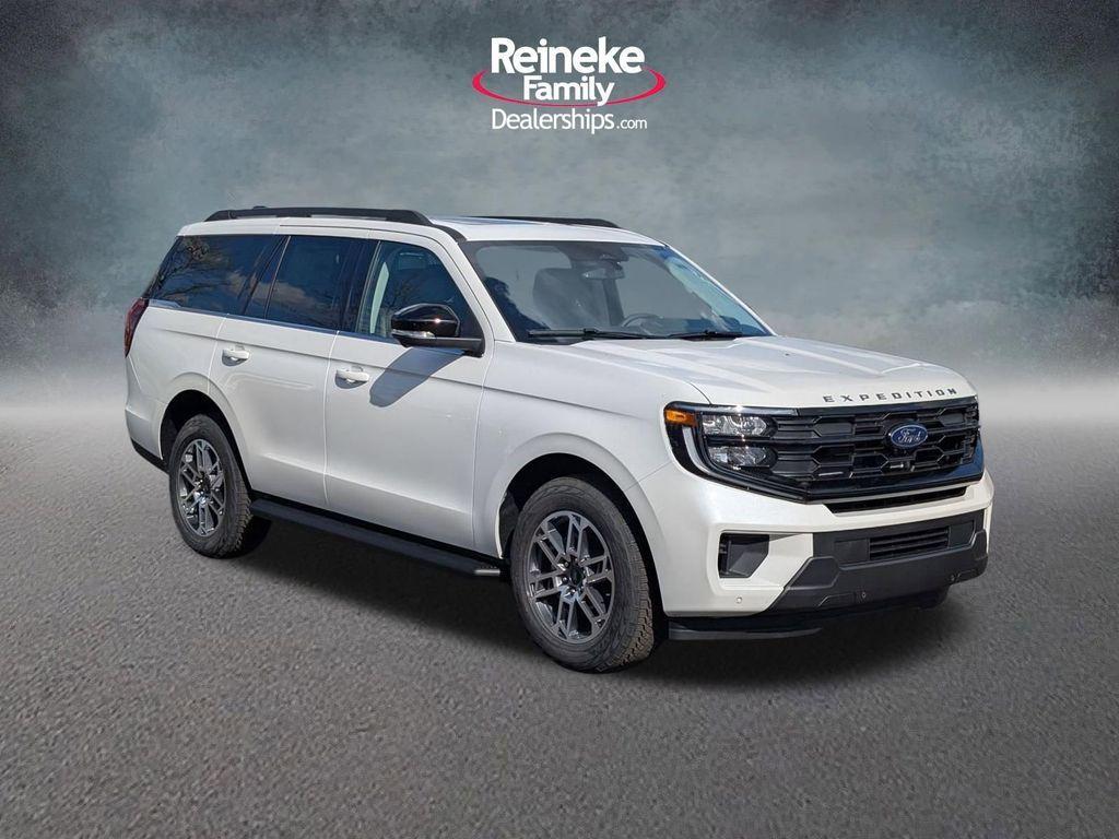 new 2026 Ford Expedition car, priced at $75,943
