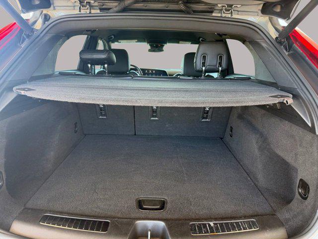 used 2024 Cadillac XT4 car, priced at $25,188