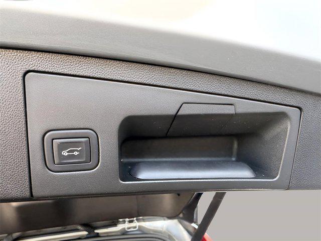 used 2024 Cadillac XT4 car, priced at $27,777