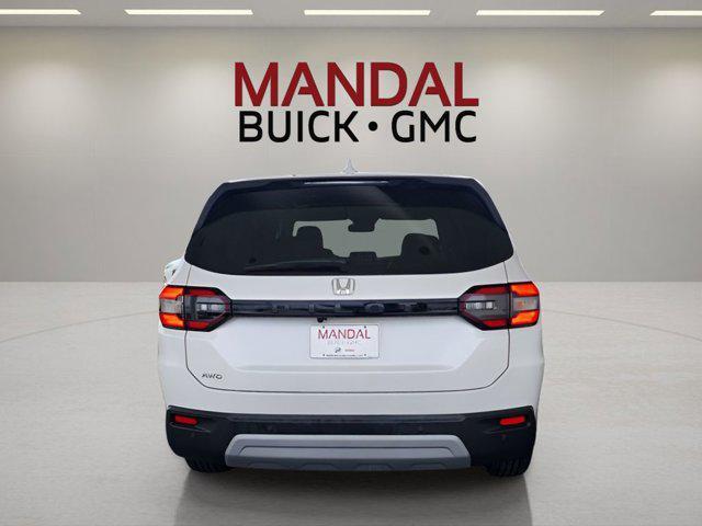 used 2025 Honda Pilot car, priced at $40,288