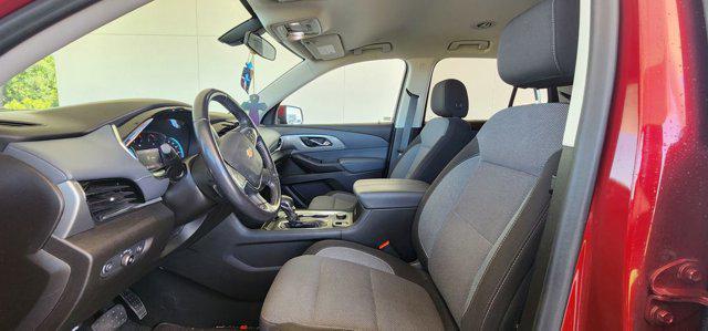 used 2021 Chevrolet Traverse car, priced at $19,300