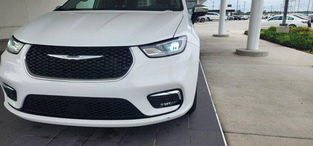 used 2023 Chrysler Pacifica car, priced at $24,400