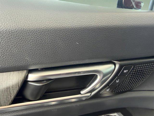 used 2024 Kia Telluride car, priced at $35,977