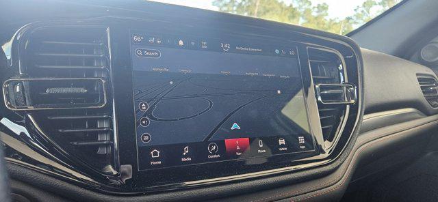 used 2024 Dodge Durango car, priced at $29,977