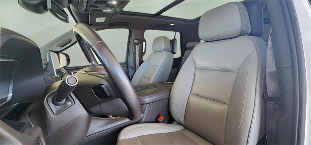 used 2023 GMC Yukon car, priced at $50,677