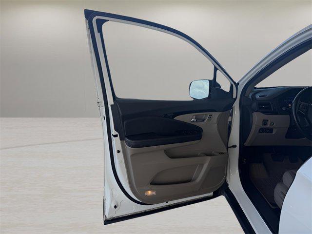 used 2019 Honda Pilot car, priced at $16,477