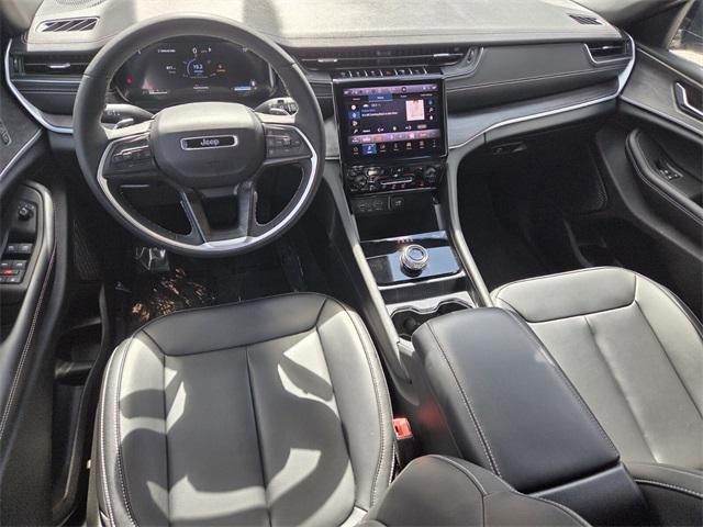 used 2025 Jeep Grand Cherokee car, priced at $39,702