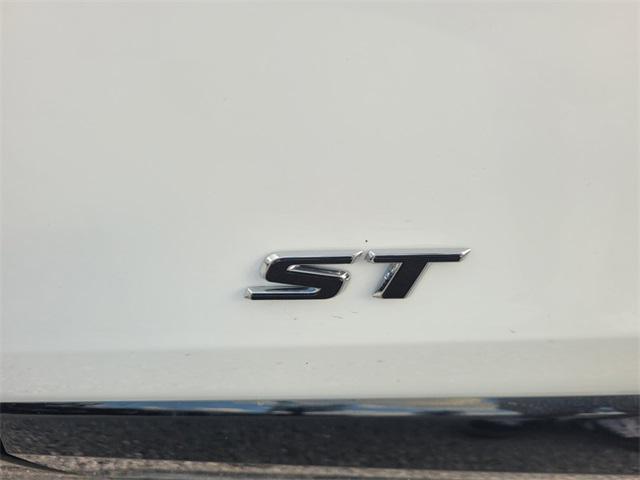 new 2025 Buick Encore GX car, priced at $22,777