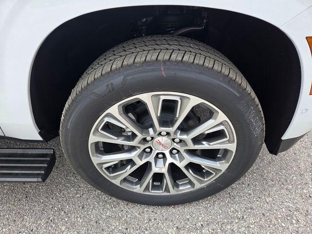 new 2026 GMC Yukon XL car, priced at $94,060