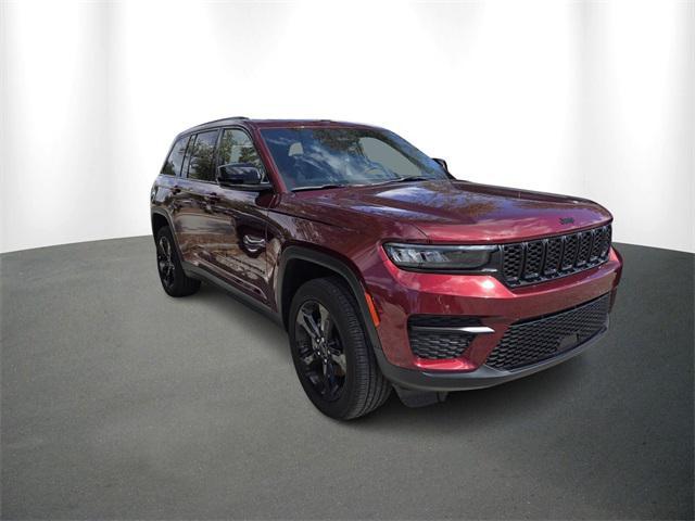 used 2025 Jeep Grand Cherokee car, priced at $36,500