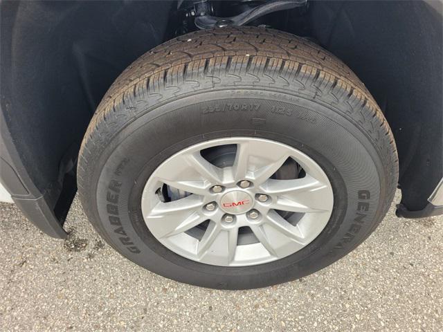 new 2025 GMC Sierra 1500 car, priced at $40,795