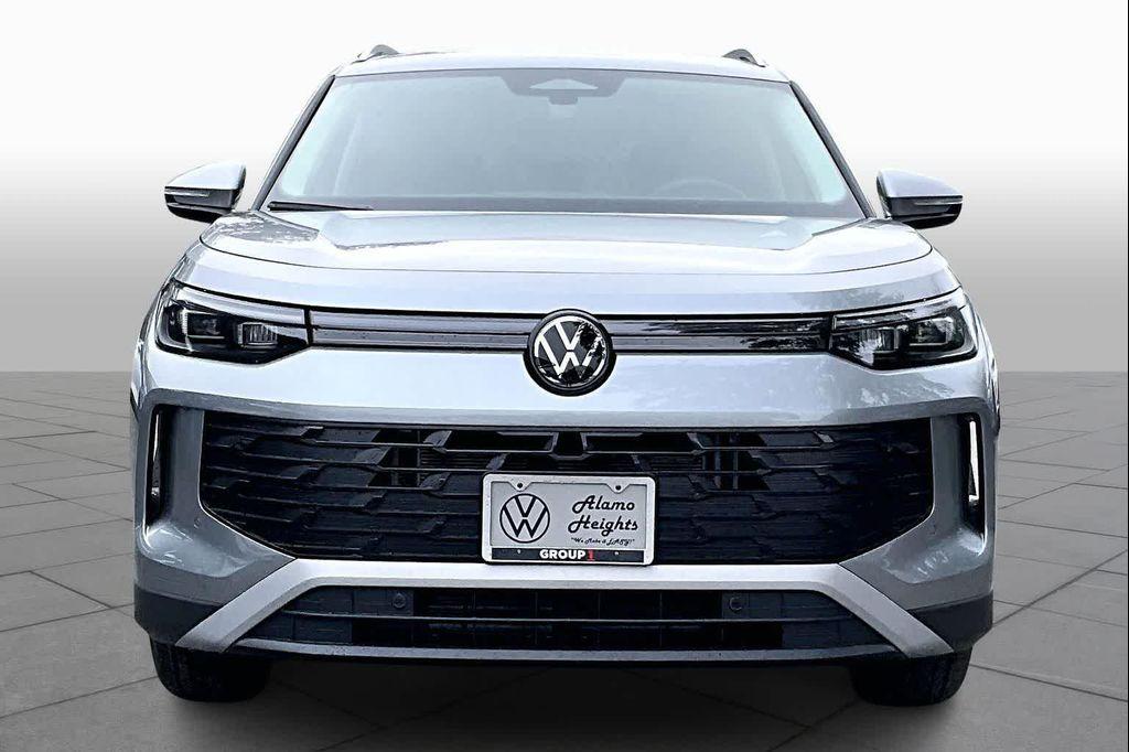 new 2026 Volkswagen Tiguan car, priced at $31,842