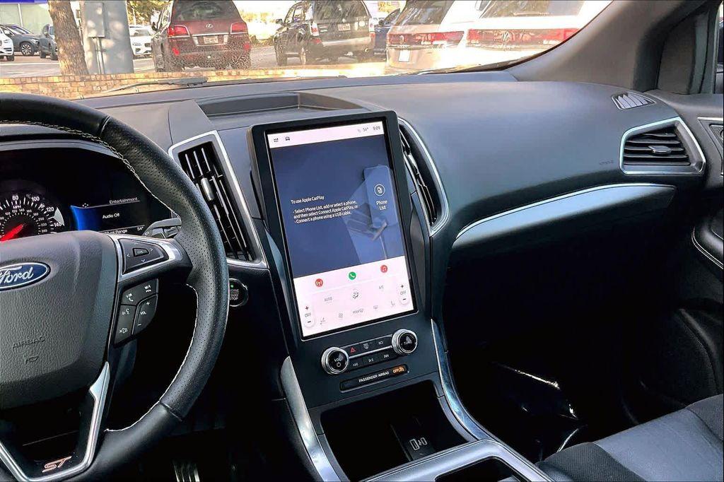 used 2023 Ford Edge car, priced at $28,264