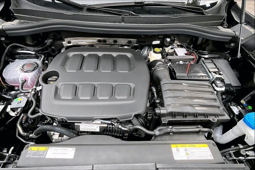 new 2026 Volkswagen Tiguan car, priced at $38,403