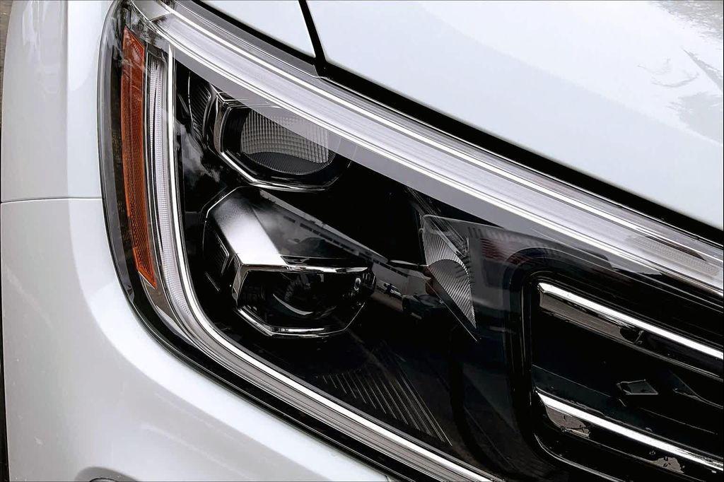 new 2026 Volkswagen Atlas car, priced at $46,296