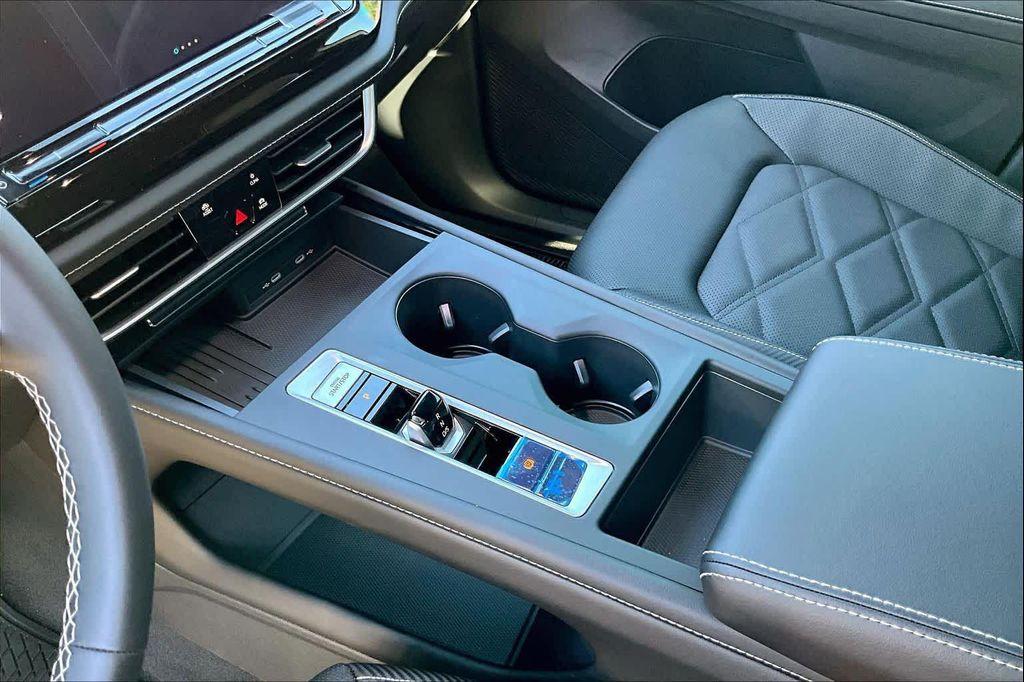 new 2026 Volkswagen Atlas Cross Sport car, priced at $39,885