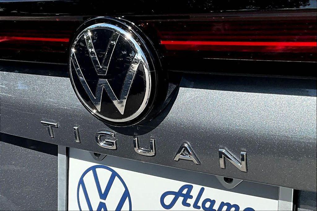new 2026 Volkswagen Tiguan car, priced at $36,193