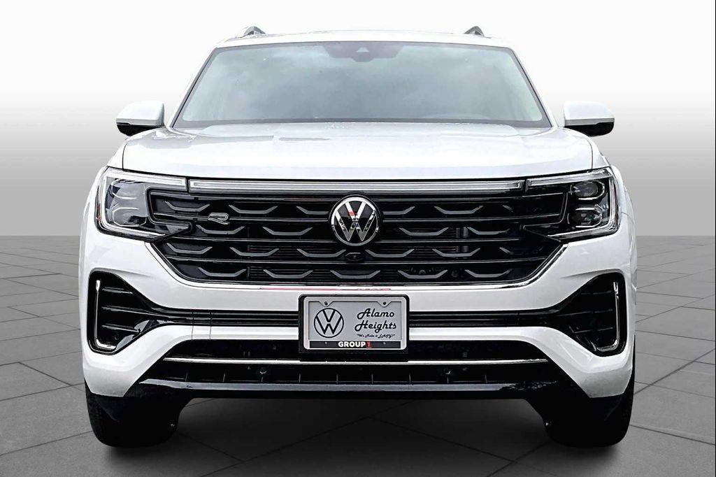new 2026 Volkswagen Atlas car, priced at $56,331