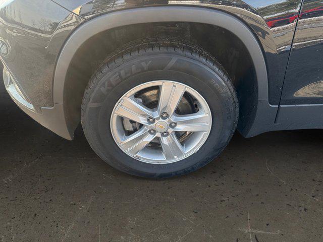 used 2022 Chevrolet Trax car, priced at $16,881