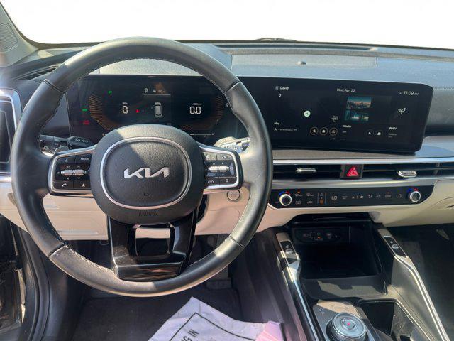 used 2025 Kia Sorento Plug-In Hybrid car, priced at $38,151