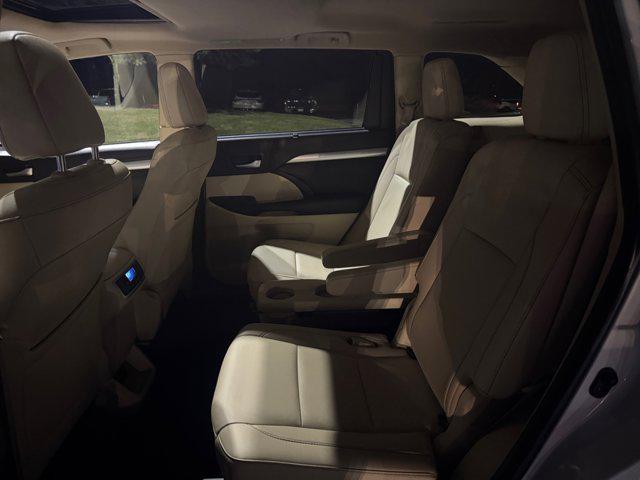 used 2019 Toyota Highlander car, priced at $24,691