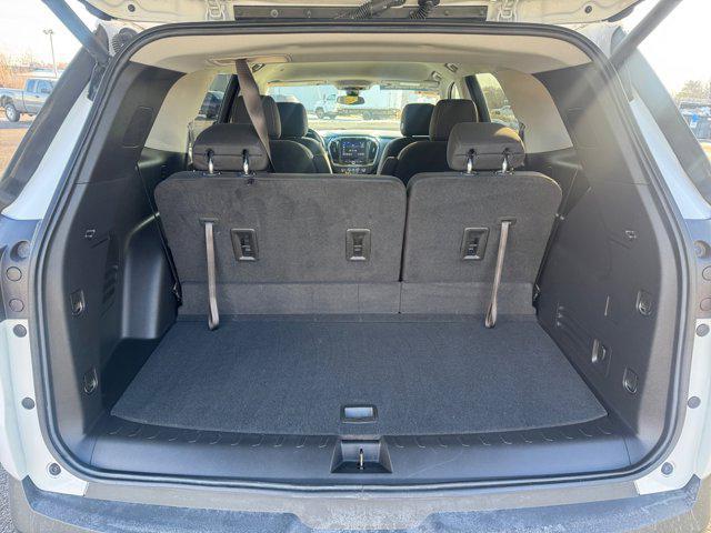 used 2021 Chevrolet Traverse car, priced at $20,423