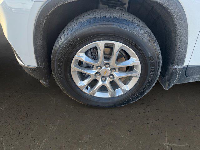 used 2021 Chevrolet Traverse car, priced at $20,423