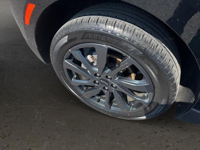 used 2023 Chevrolet Equinox car, priced at $25,862