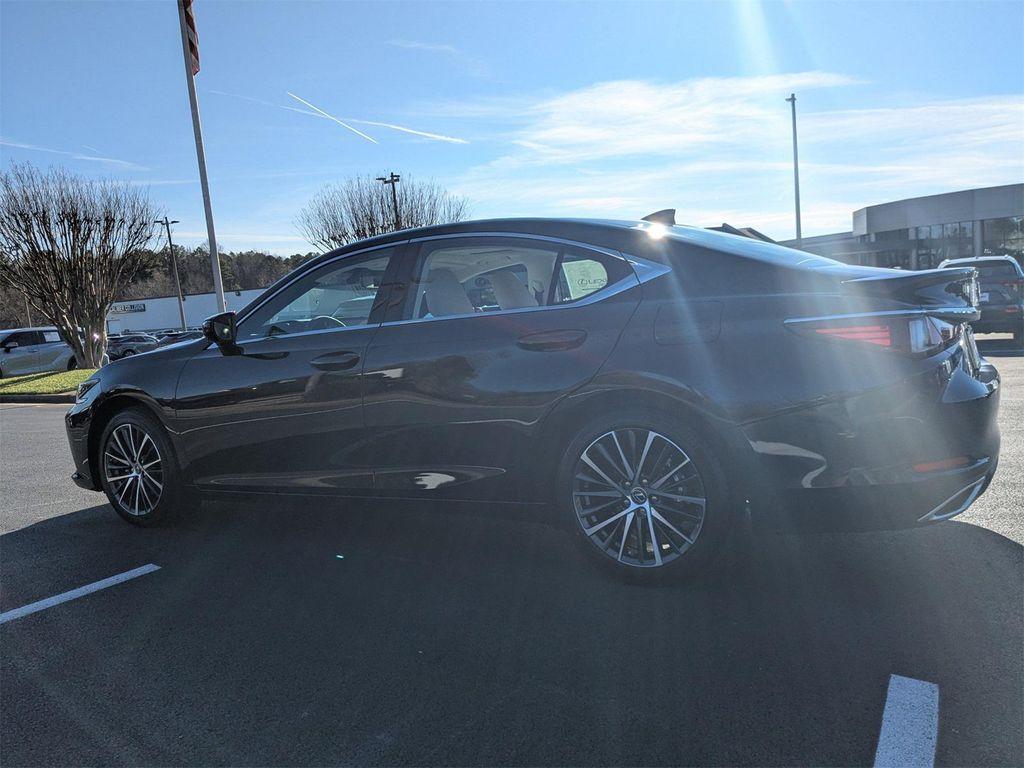 new 2025 Lexus ES 350 car, priced at $50,789