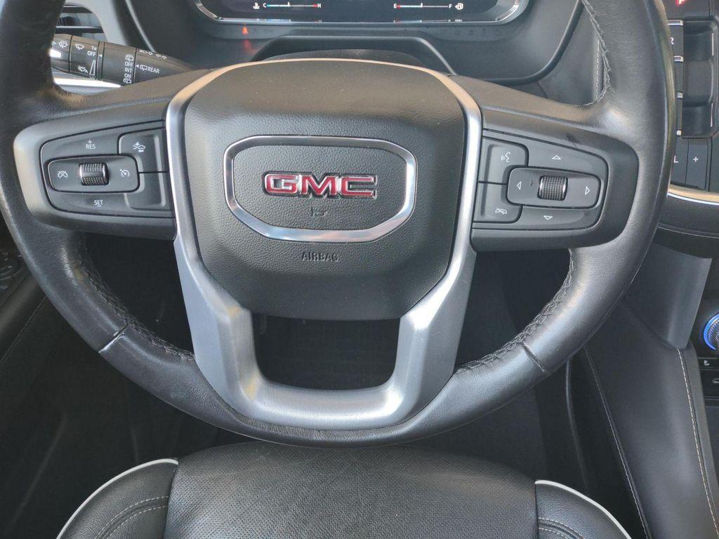 used 2023 GMC Yukon car, priced at $50,793