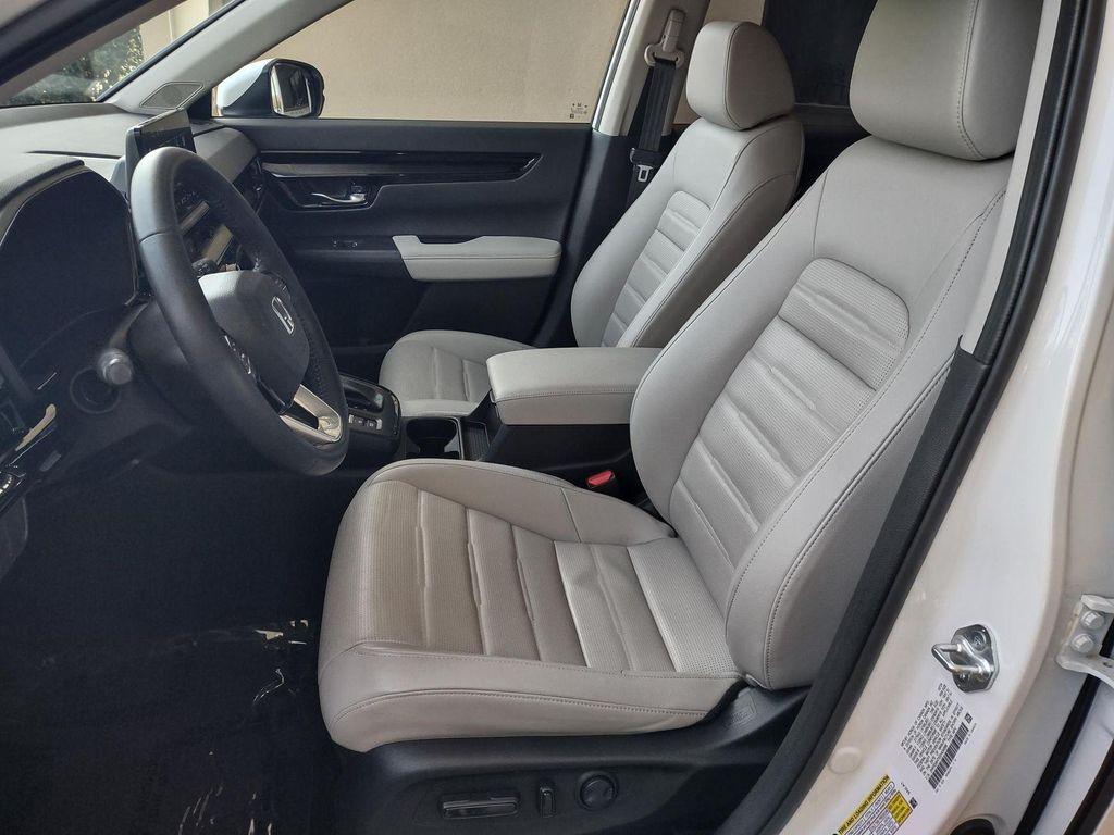 used 2025 Honda CR-V car, priced at $35,853