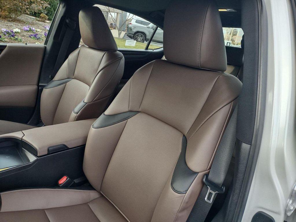 used 2025 Lexus ES 350 car, priced at $42,495