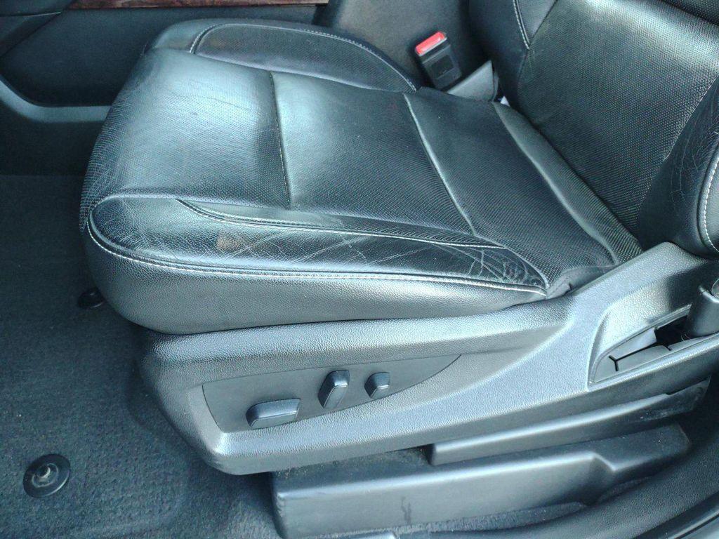 used 2019 GMC Yukon car, priced at $27,995