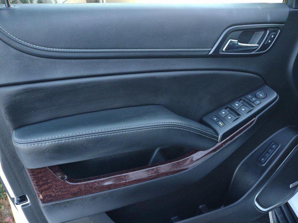 used 2019 GMC Yukon car, priced at $27,995