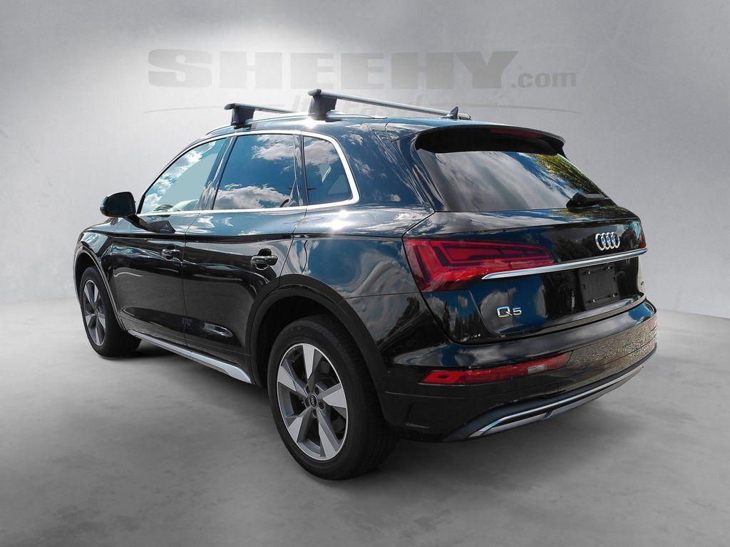 Audi Q5 view 13