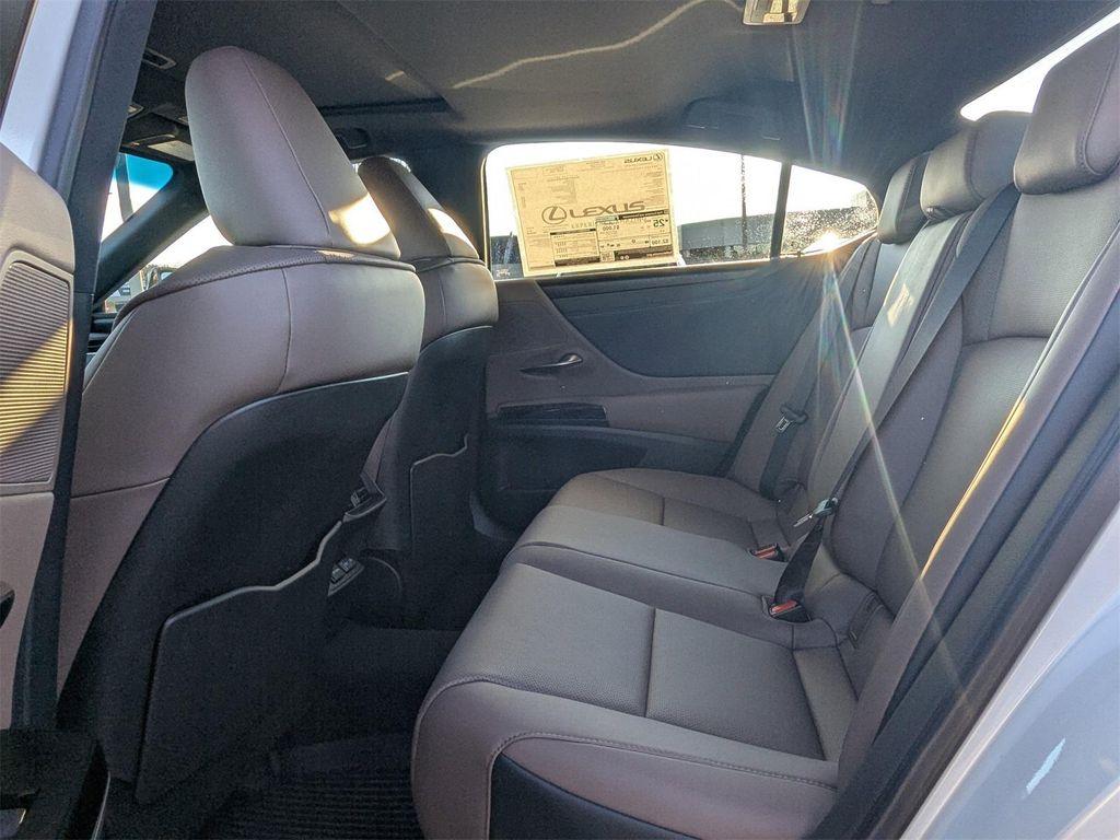 new 2025 Lexus ES 350 car, priced at $49,164