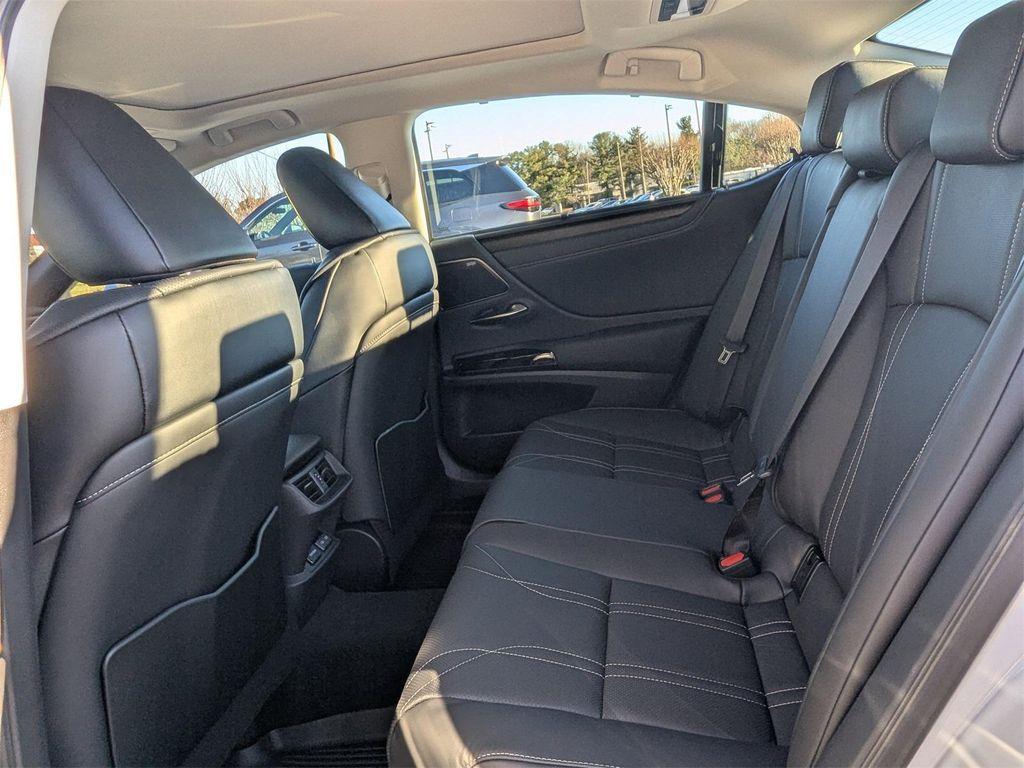 new 2025 Lexus ES 350 car, priced at $56,914