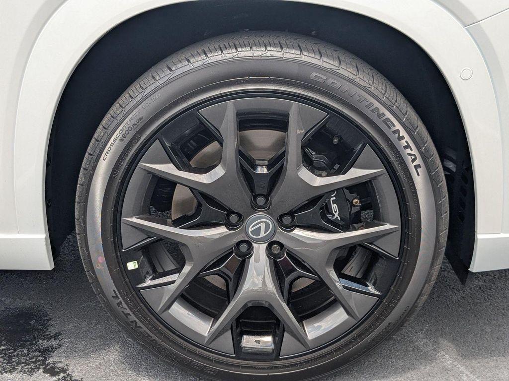 new 2026 Lexus TX 500h car