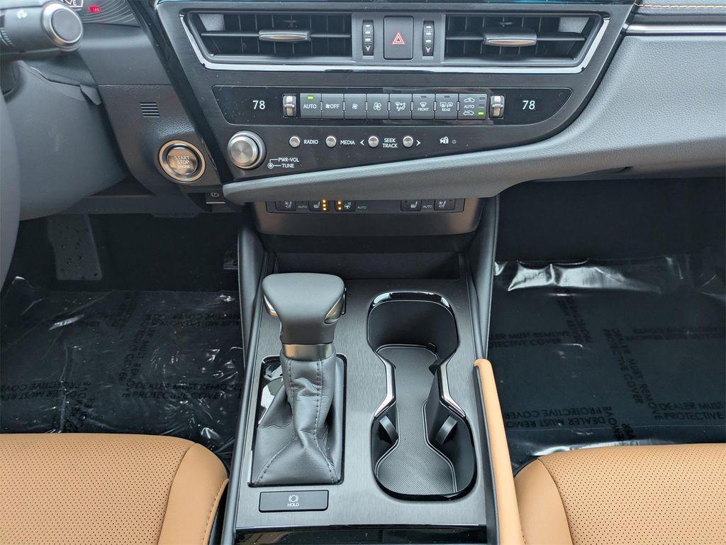 new 2025 Lexus ES 350 car, priced at $48,684